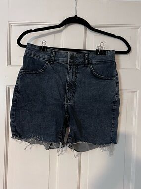 Women’s Ripton Acid Wash Jorts - size 28
